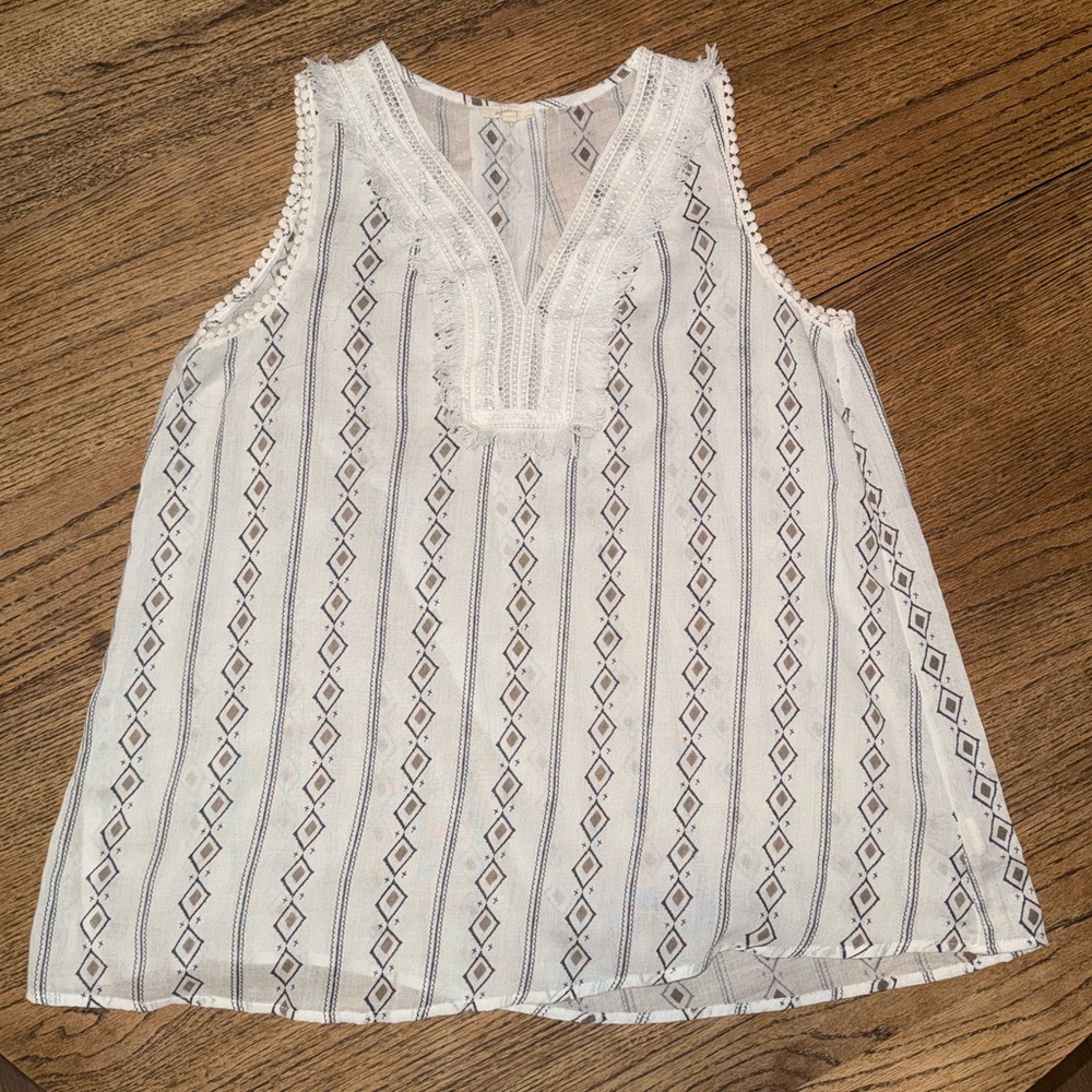 Mystree White and Navy Patterned Sleeveless Blouse
